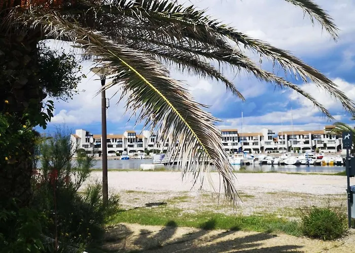 T2 Avec Terrasse Et Piscine, Parking Prive, Espace Aquatique - - Fr-1-195-22