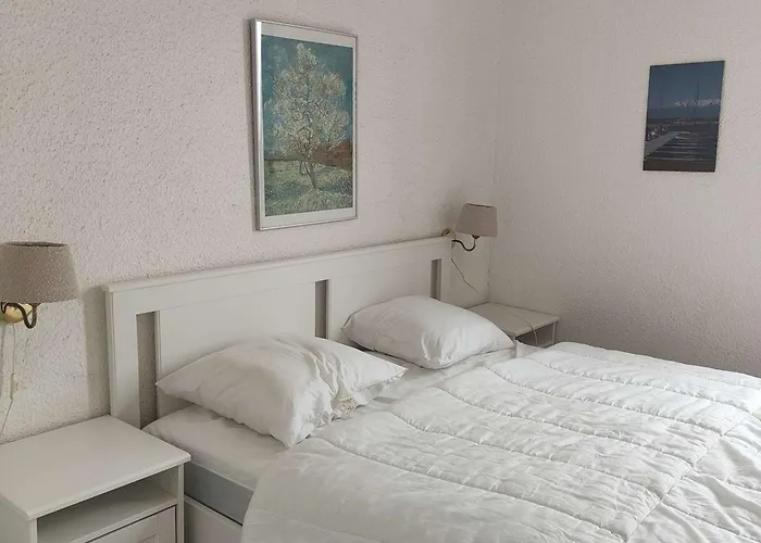 T2 Avec Terrasse Et Piscine, Parking Prive, Espace Aquatique - - Fr-1-195-22